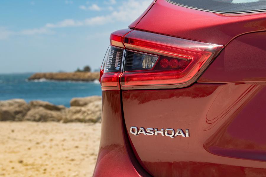 Детали экстерьера Nissan Qashqai ST 2017 года  (AU) (фото 7 из 22)